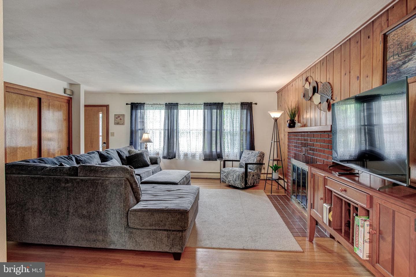 321 Kimport Avenue photo 9
