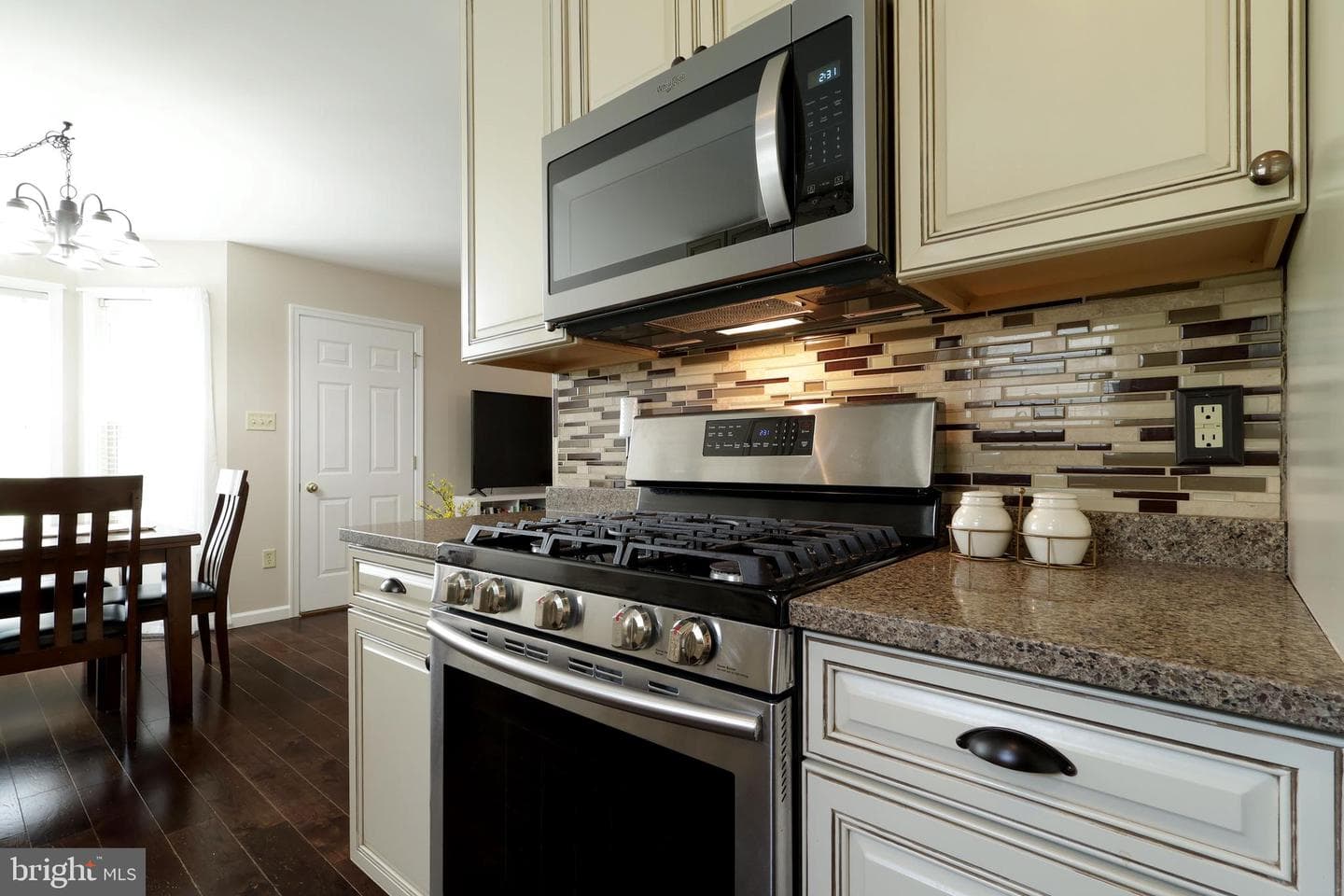 796 Tanager Drive photo 17