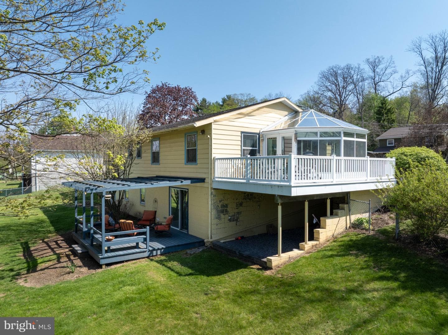 400 Matilda Avenue photo 39