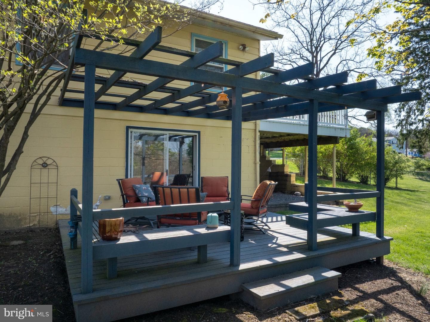 400 Matilda Avenue photo 41