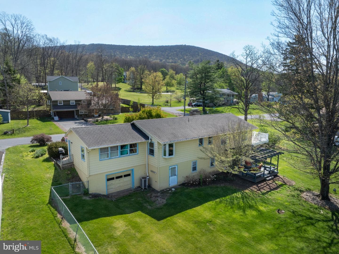 400 Matilda Avenue photo 42
