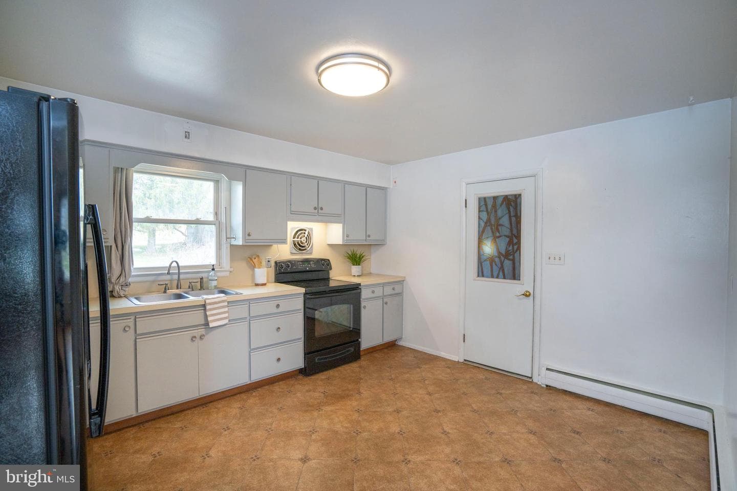 773 Snydertown Road photo 18