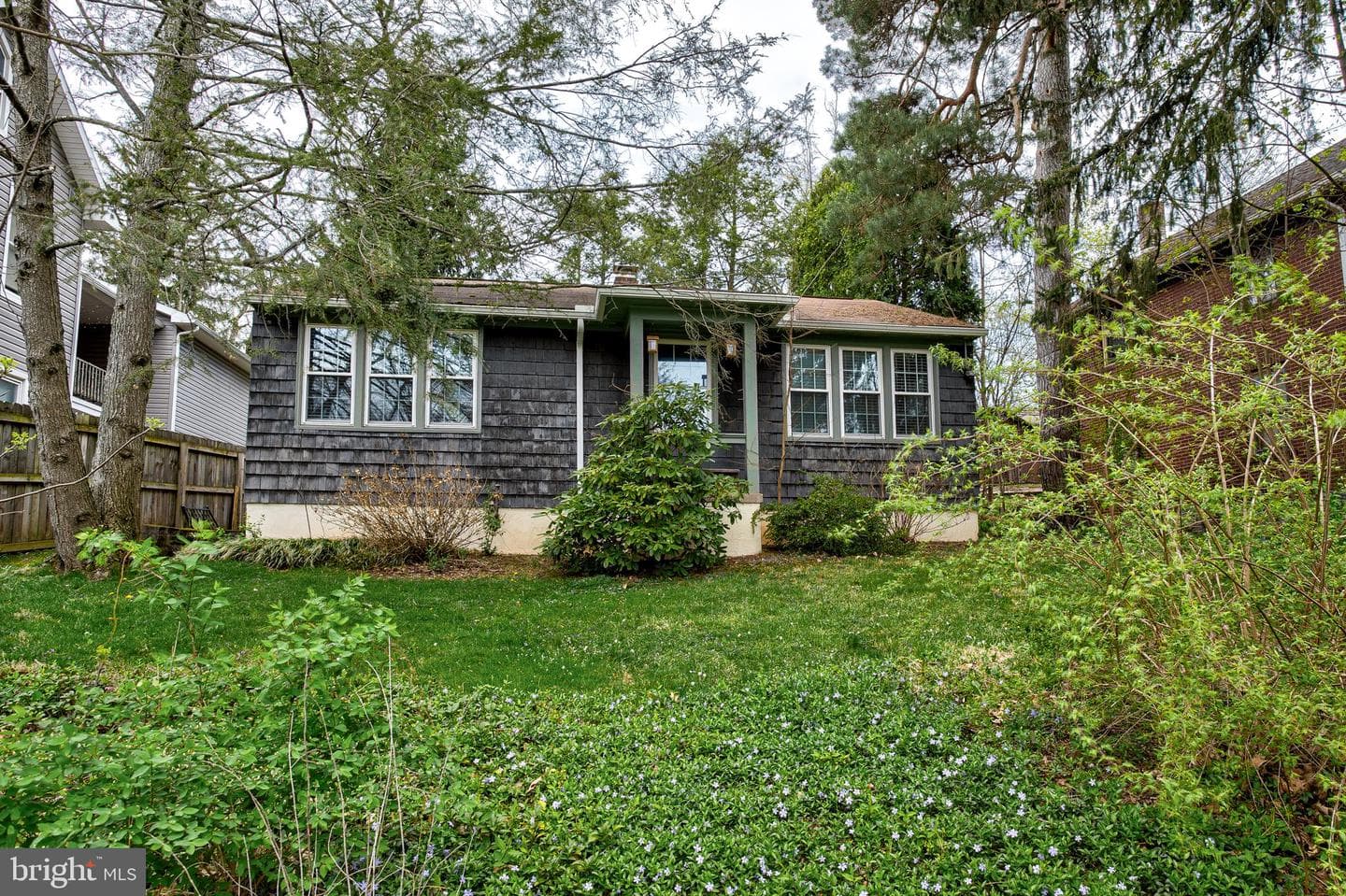 151 W Prospect Avenue photo 2