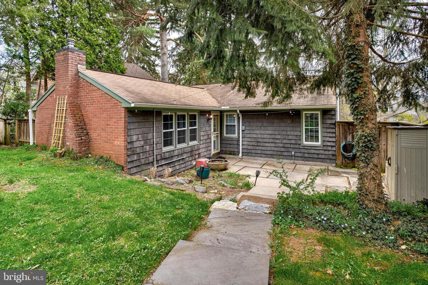 151 W Prospect Avenue photo 21