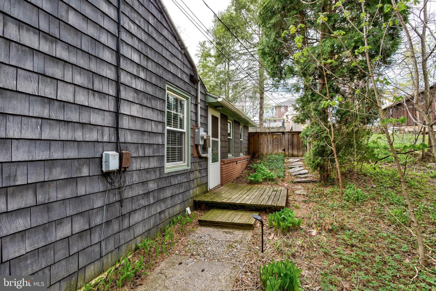 151 W Prospect Avenue photo 3
