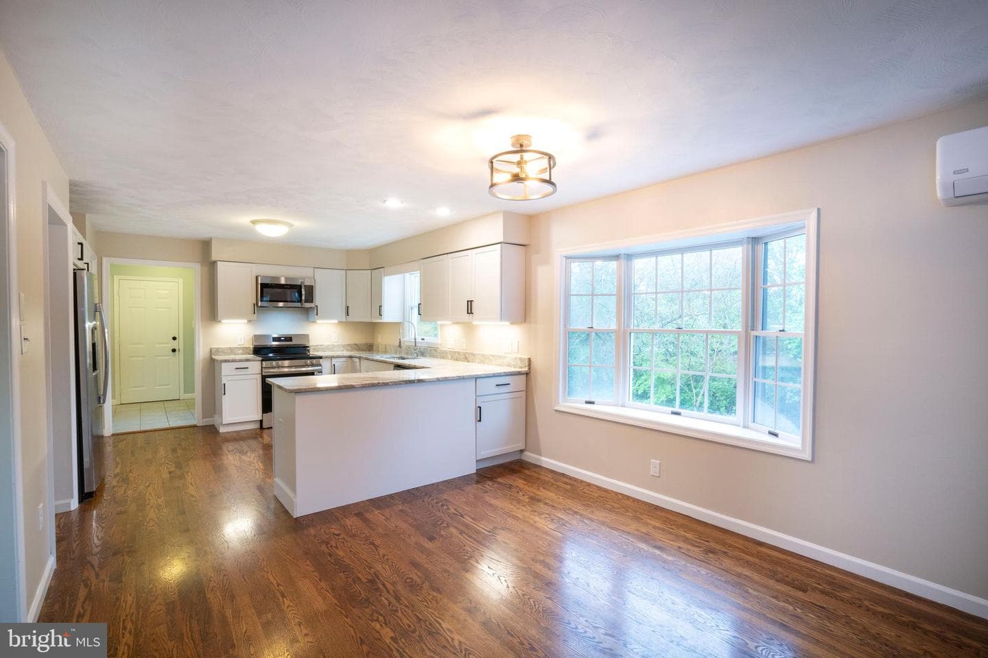 2019 Muncy Road photo 13