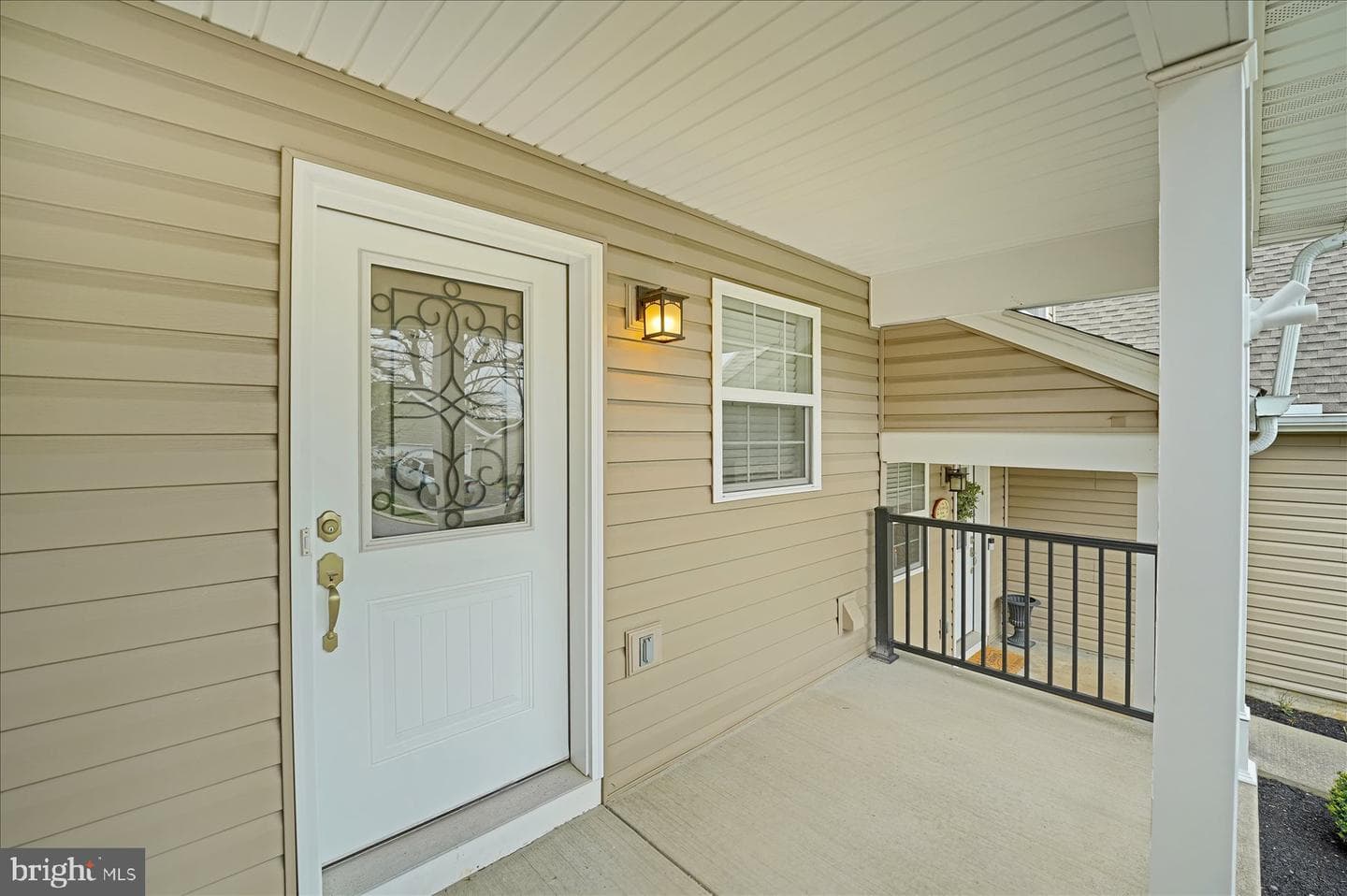 183 Rosehill Drive photo 2