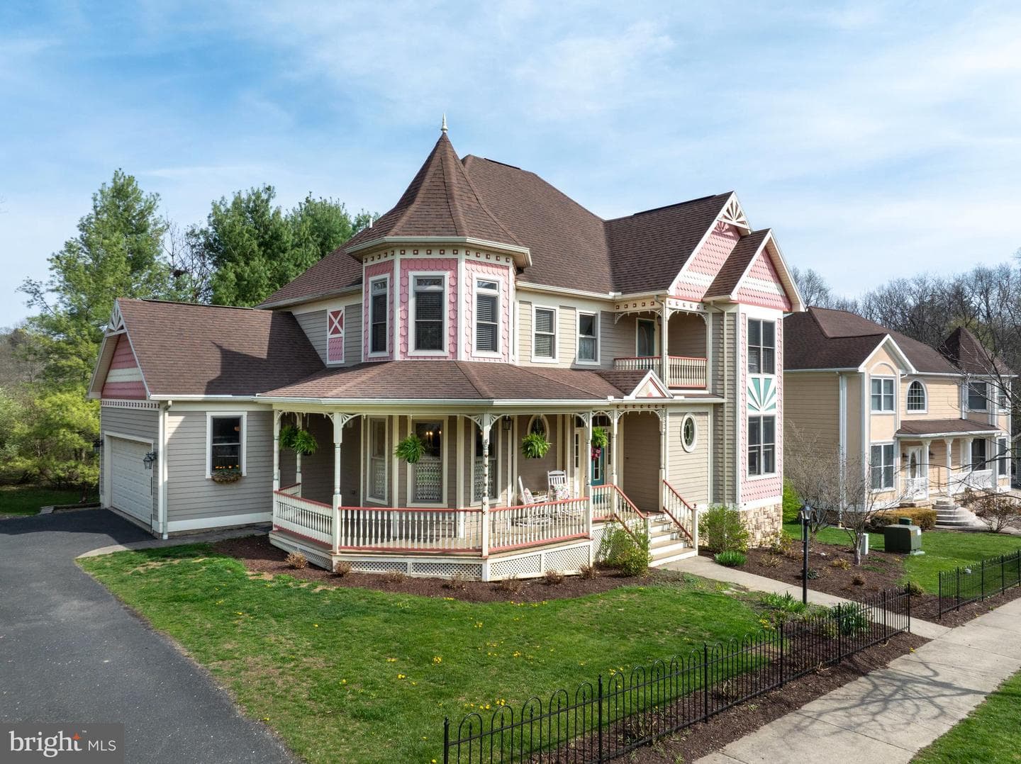 152 Gas Light Circle, State College