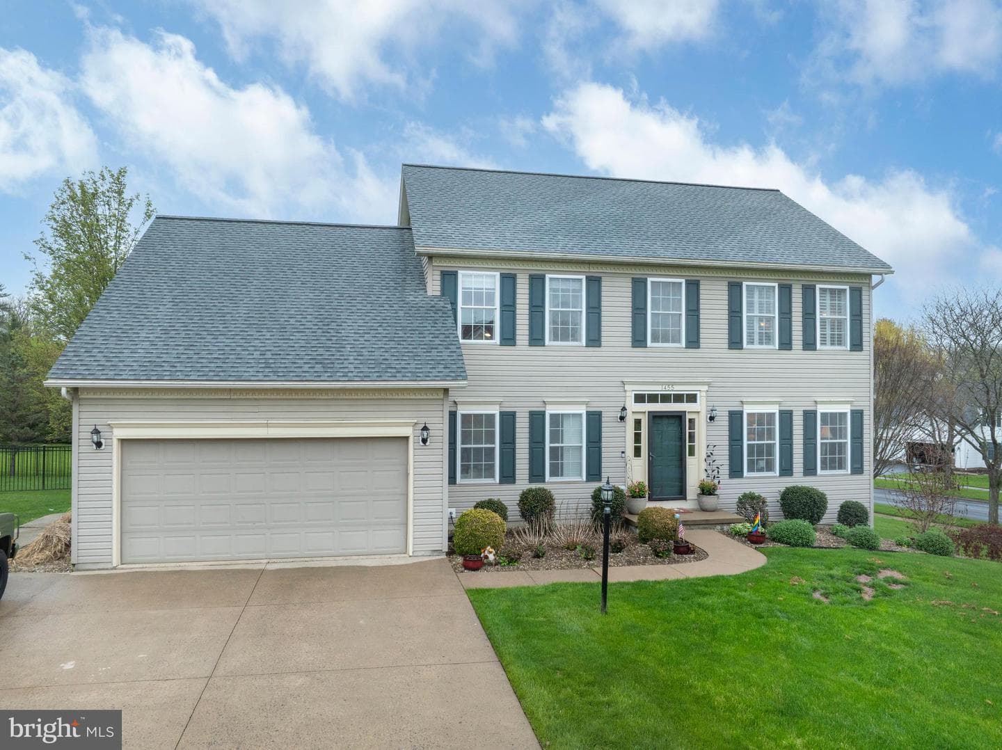1455 N Foxpointe Drive