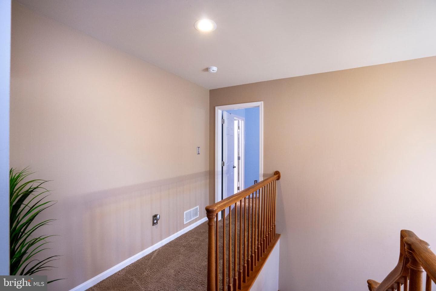 1455 N Foxpointe Drive photo 28