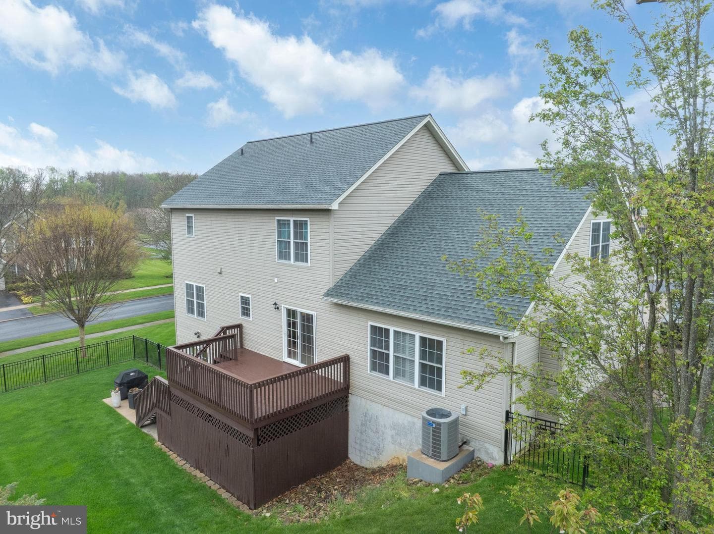 1455 N Foxpointe Drive photo 60