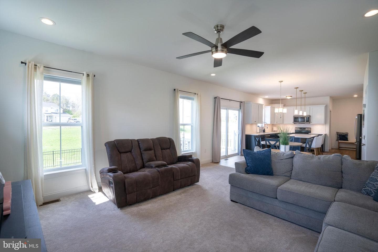 148 Thornwood Lane photo 25