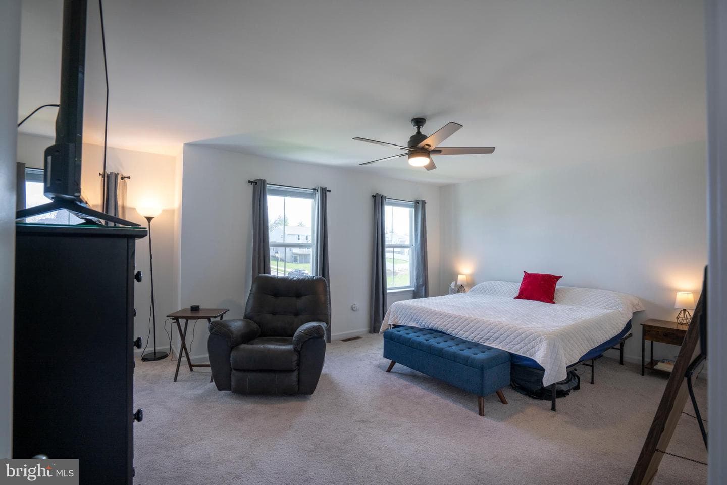 148 Thornwood Lane photo 31