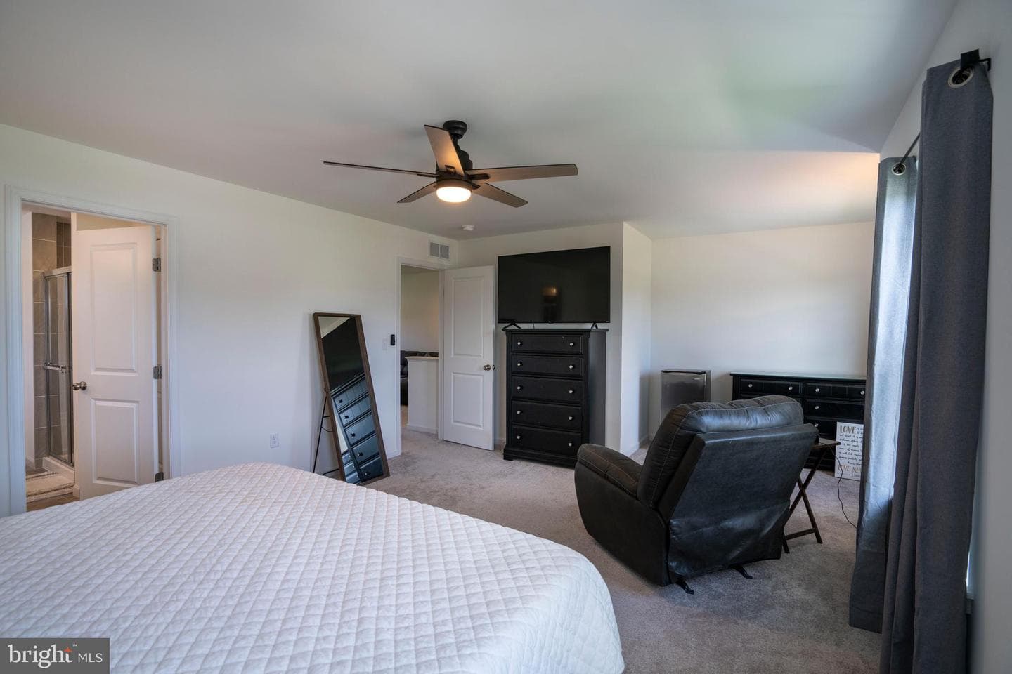 148 Thornwood Lane photo 35