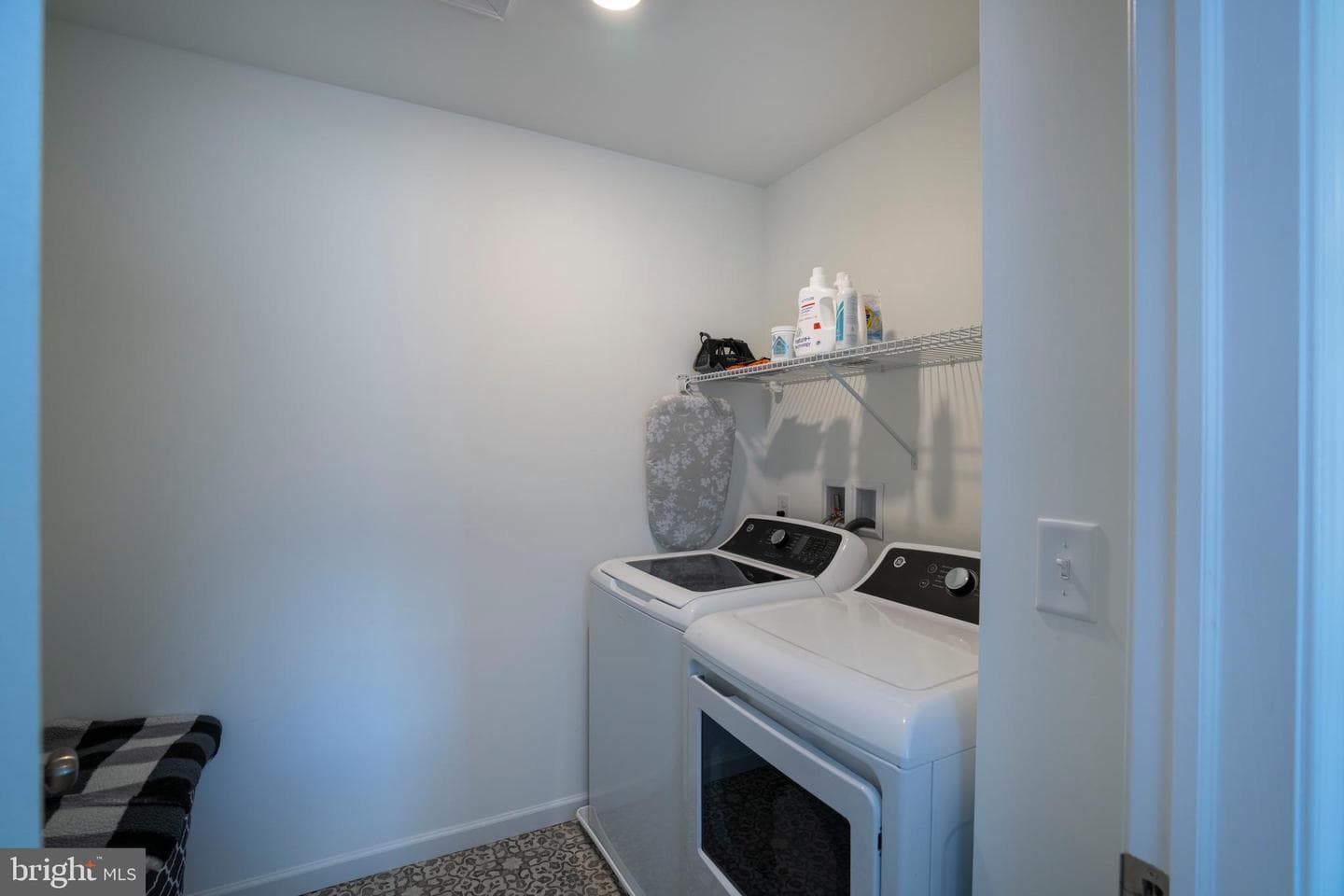 148 Thornwood Lane photo 49