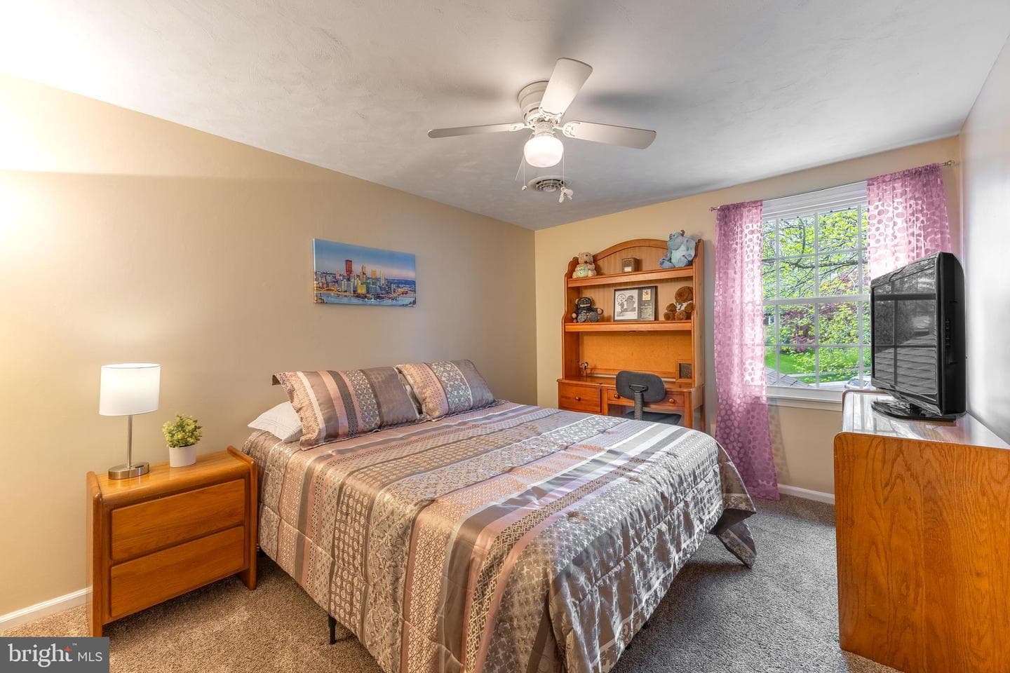 679 Devonshire Drive photo 40