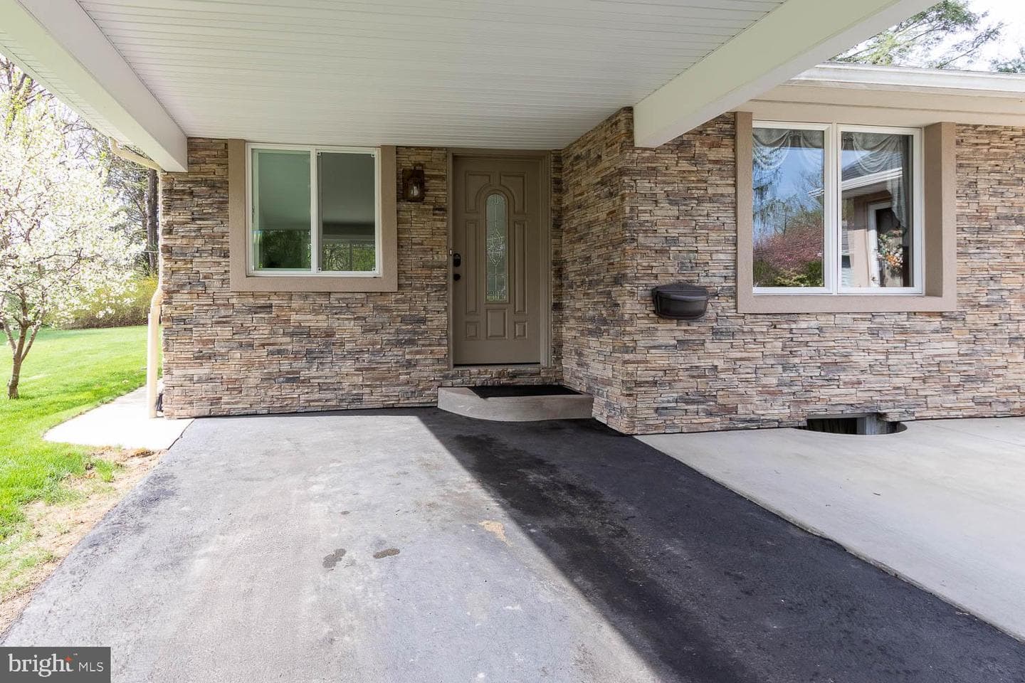 222 Fry Drive photo 6