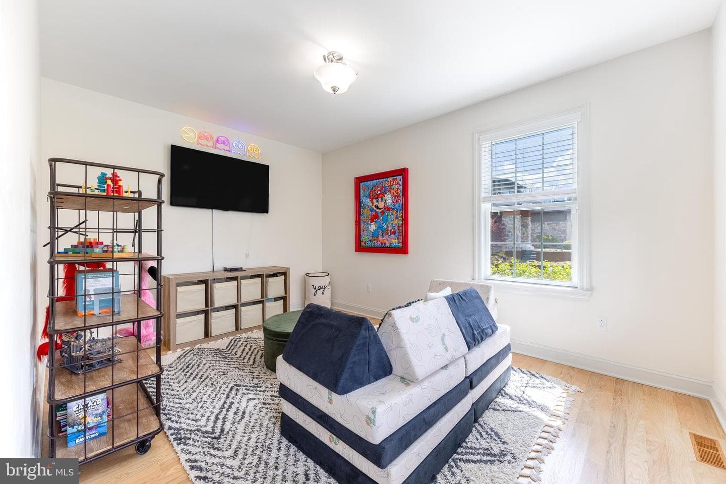 120 Meadowsweet Drive photo 26