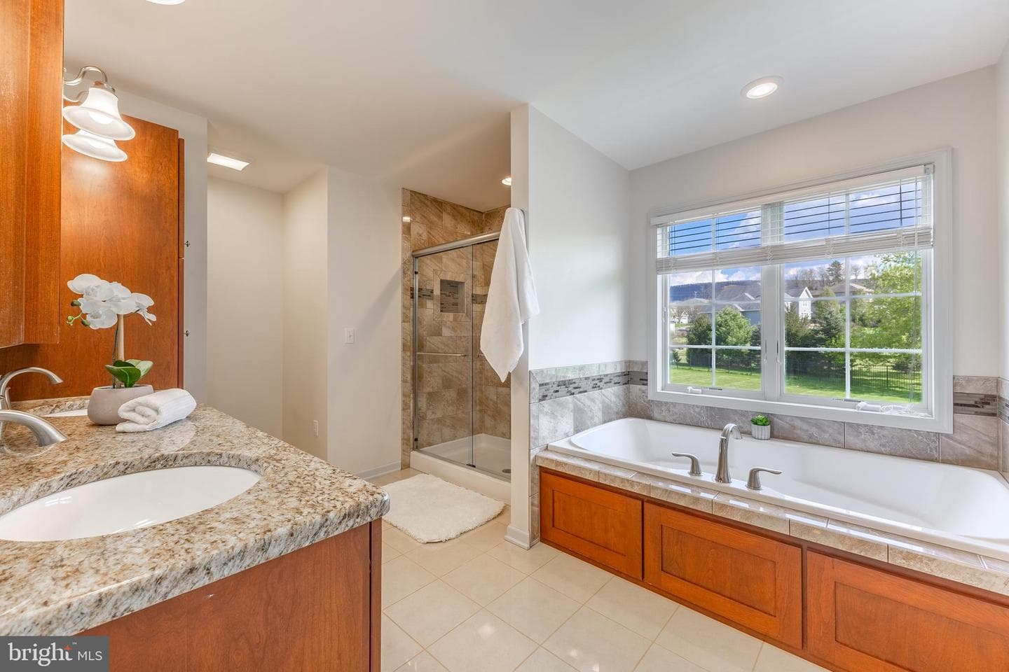 120 Meadowsweet Drive photo 32