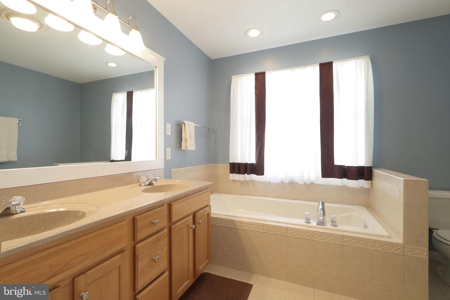 782 Tanager Drive photo 24