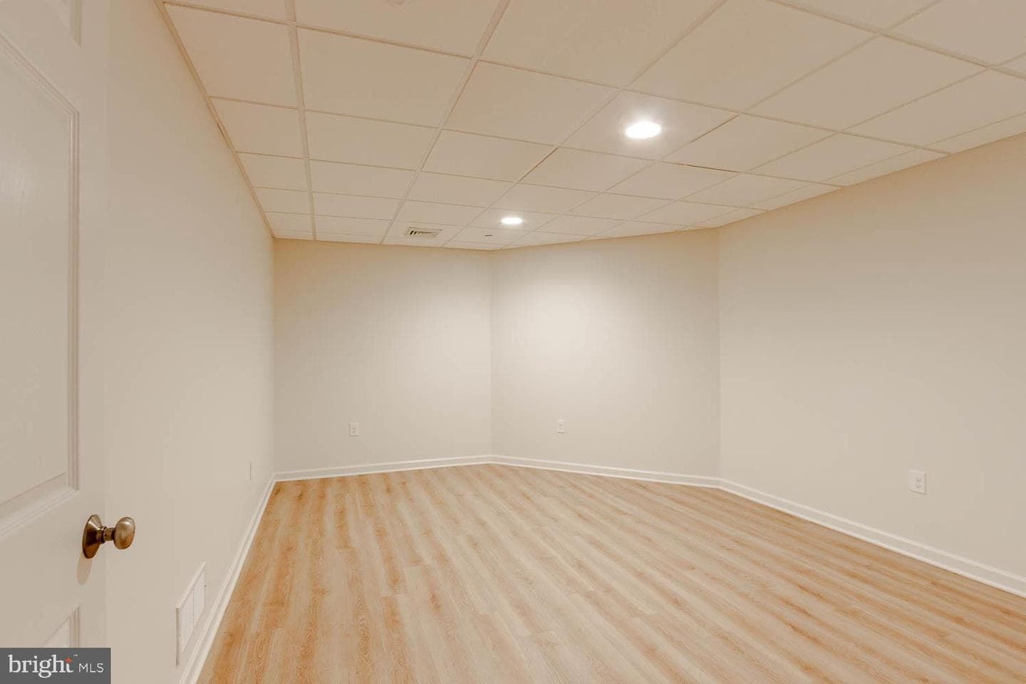 151 Rushcliffe Street photo 36