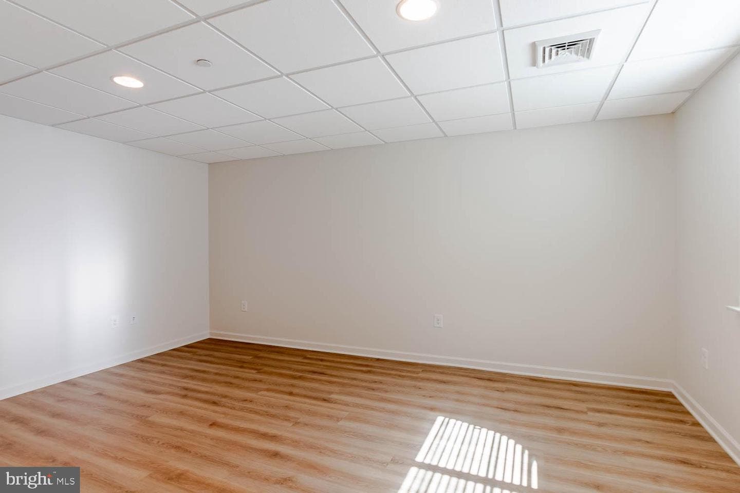 151 Rushcliffe Street photo 43