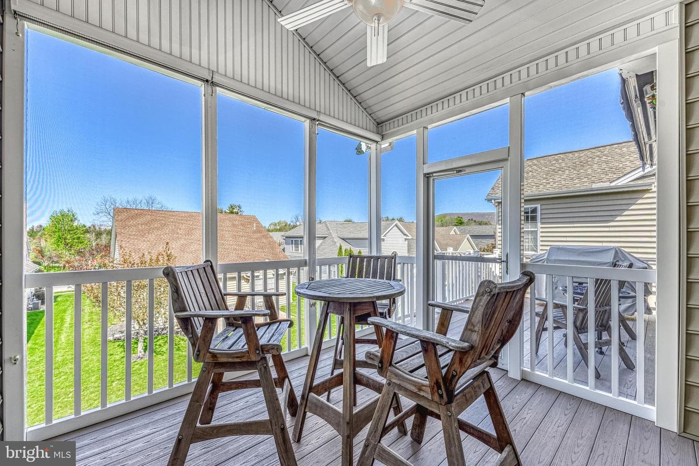 346 Beacon Circle photo 40