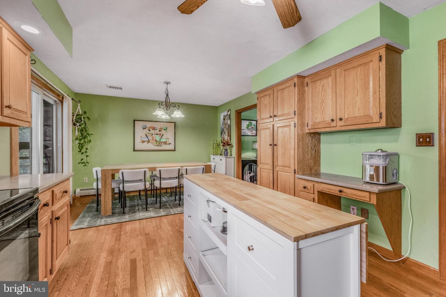 409 Goldfinch Drive photo 16