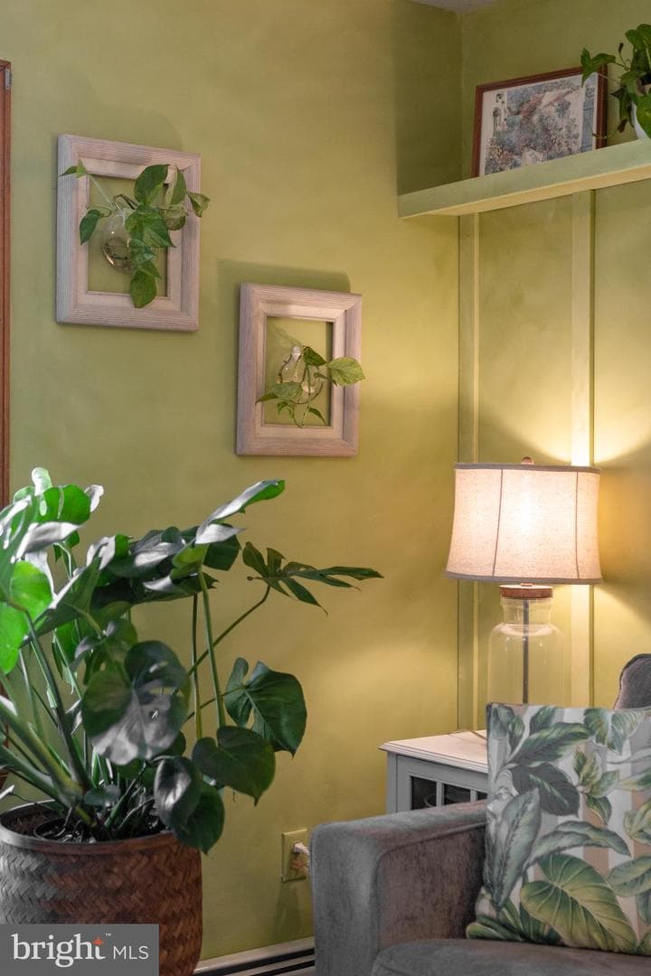 409 Goldfinch Drive photo 28