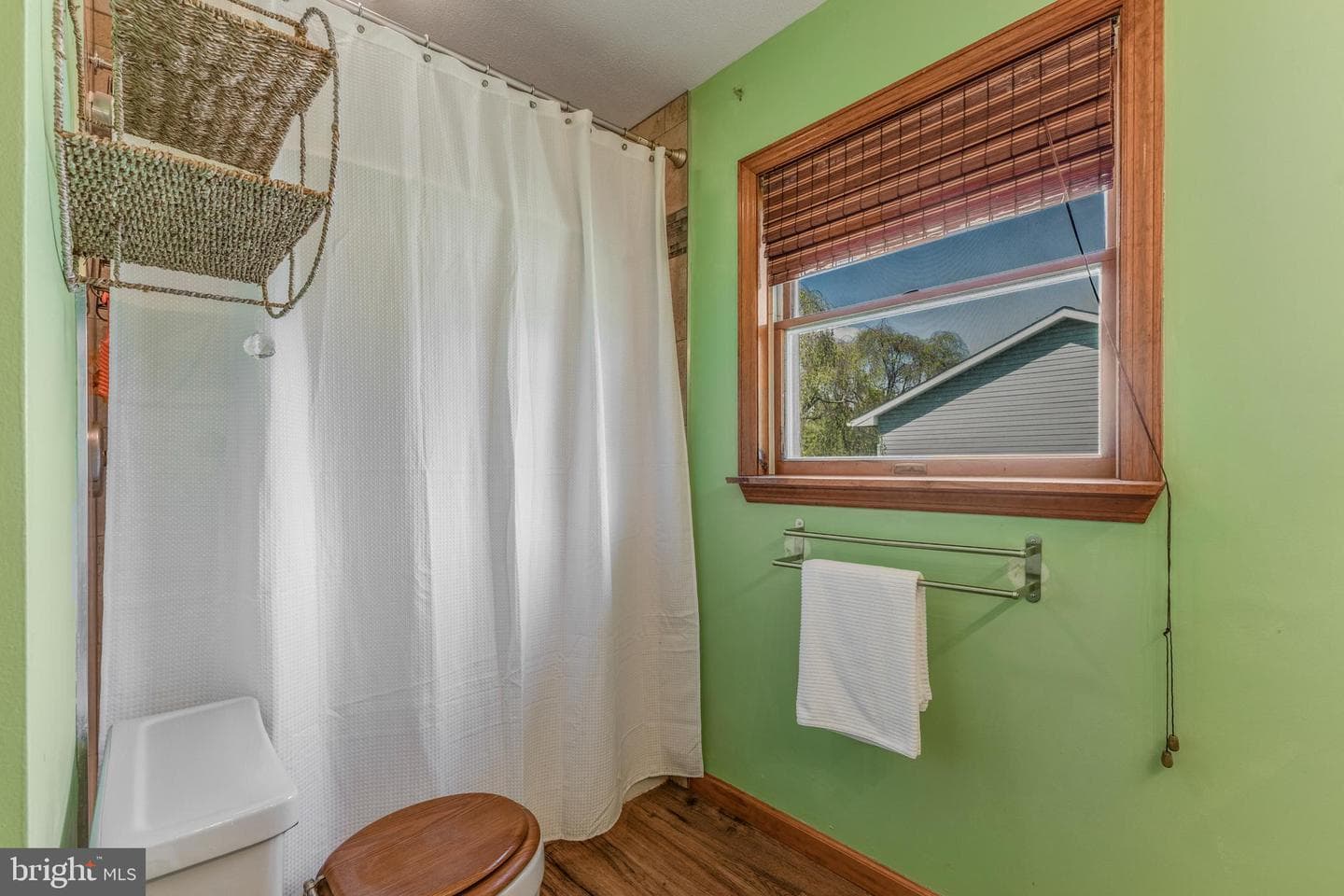 409 Goldfinch Drive photo 37