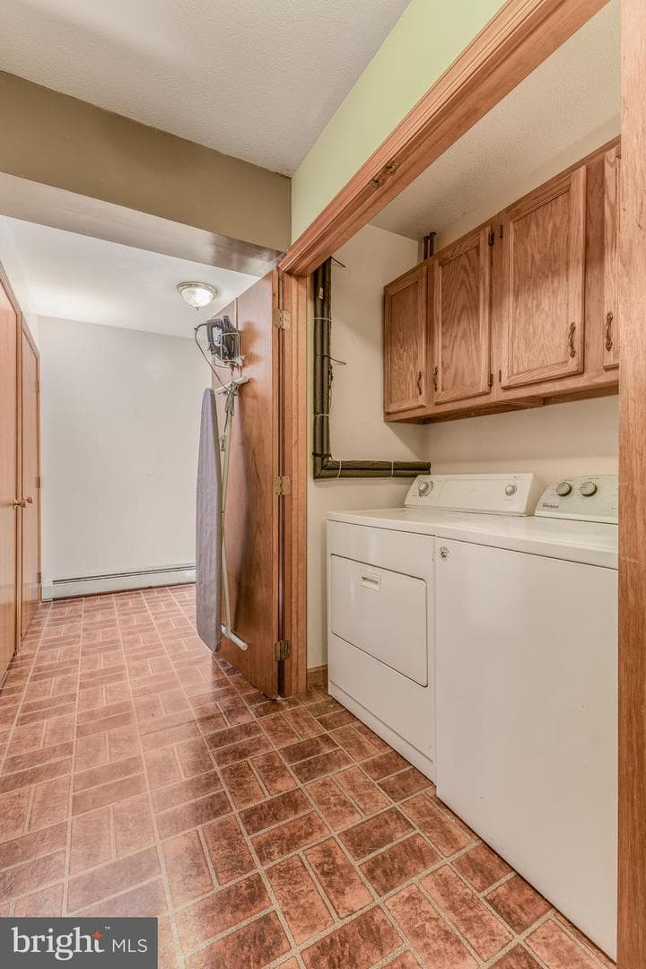 409 Goldfinch Drive photo 49