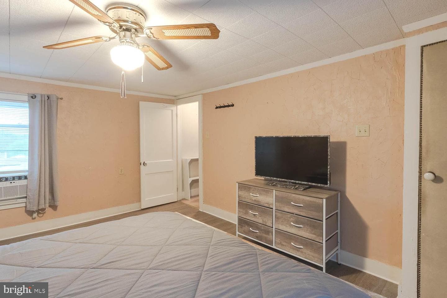 516 Walnut Street photo 19