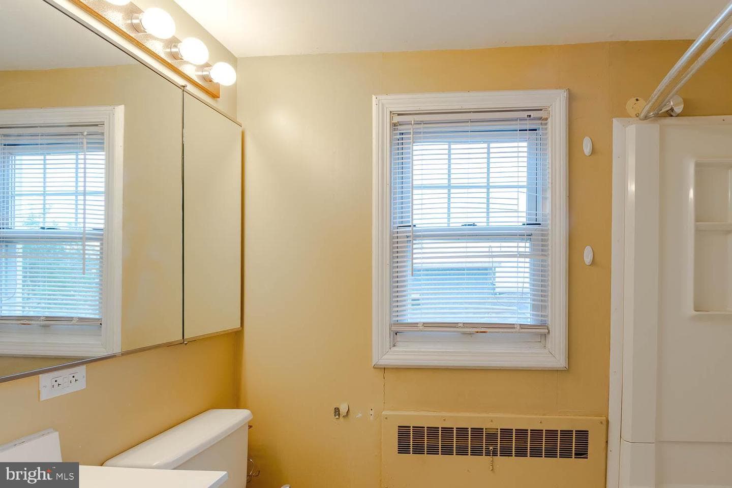 1307 E Pine Street photo 20