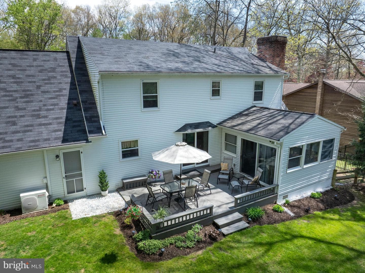 424 Canterbury Drive photo 18