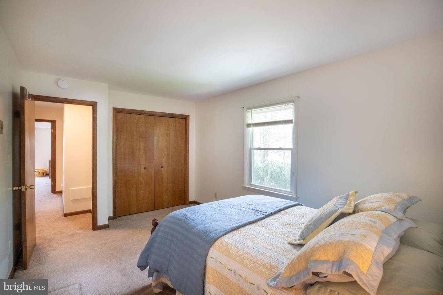424 Canterbury Drive photo 29