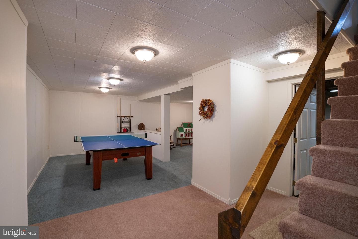 424 Canterbury Drive photo 38