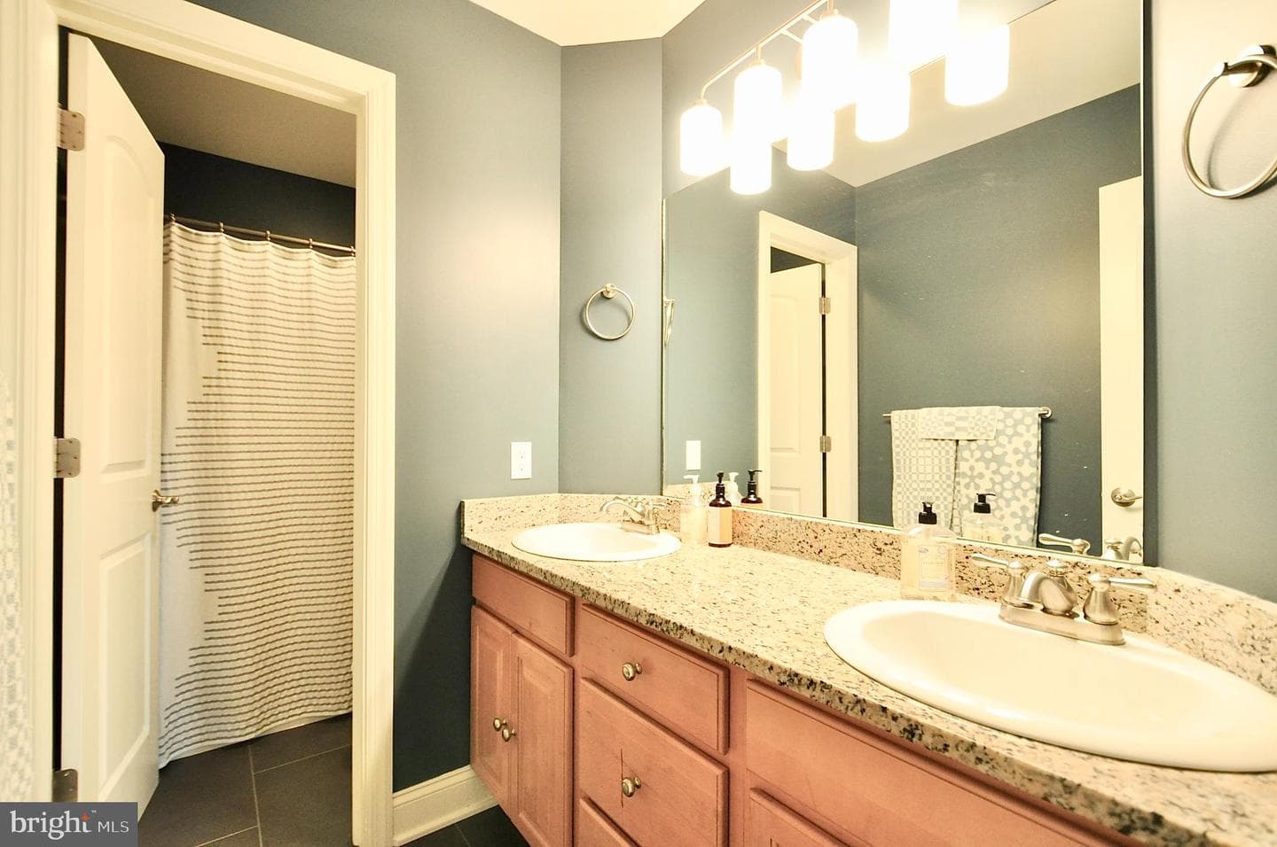 136 Ashford Manor Drive photo 28