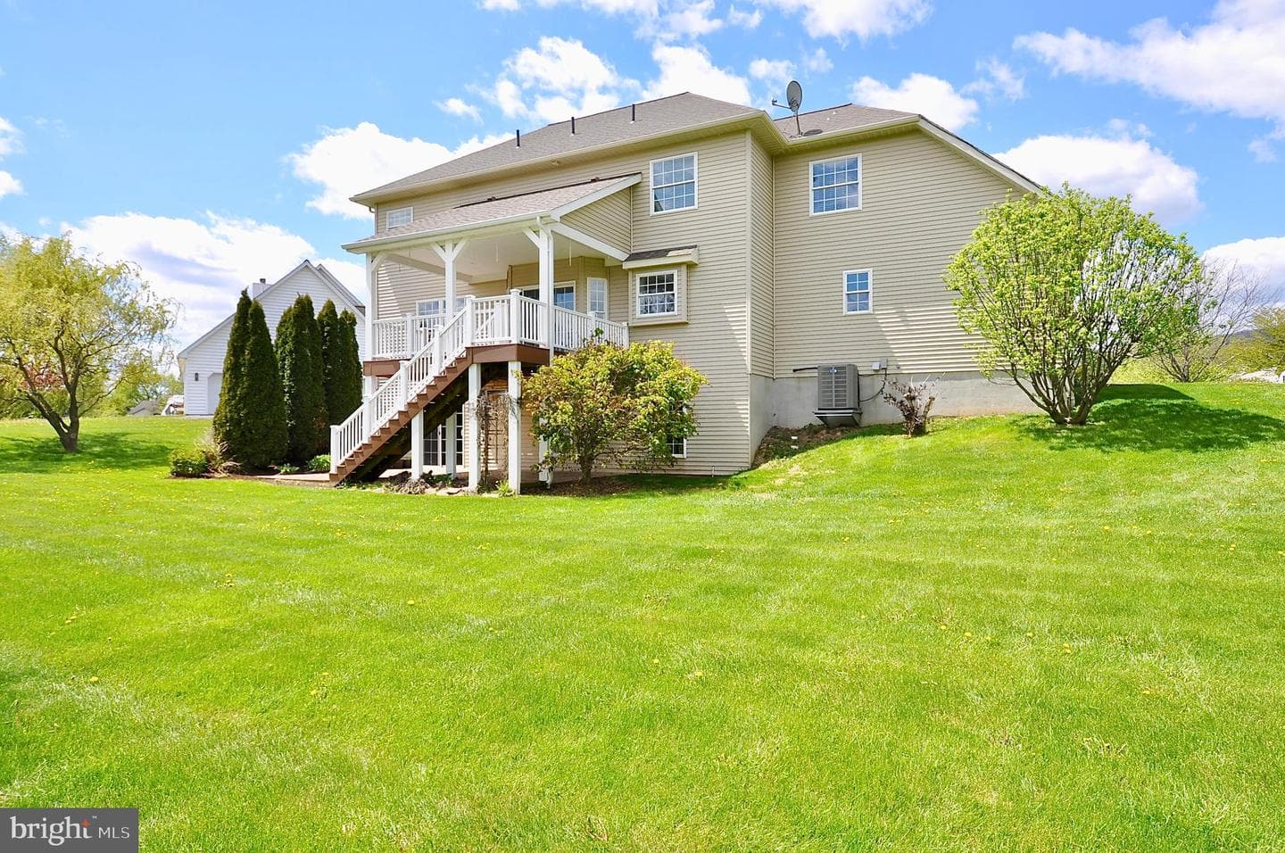 136 Ashford Manor Drive photo 30