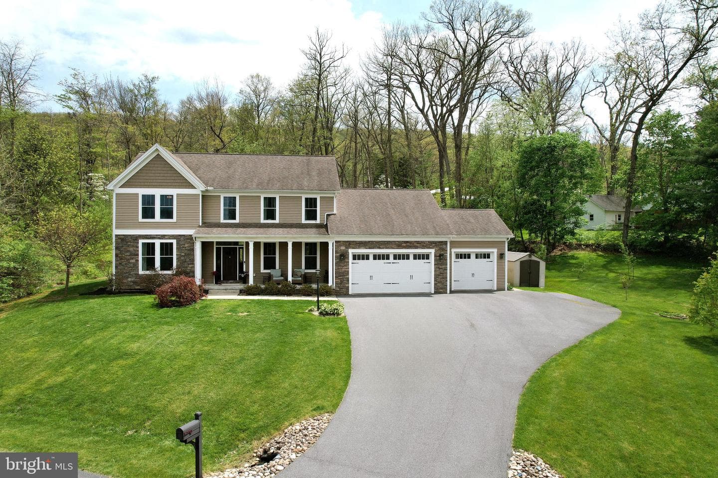 110 Meadowview Drive photo 1