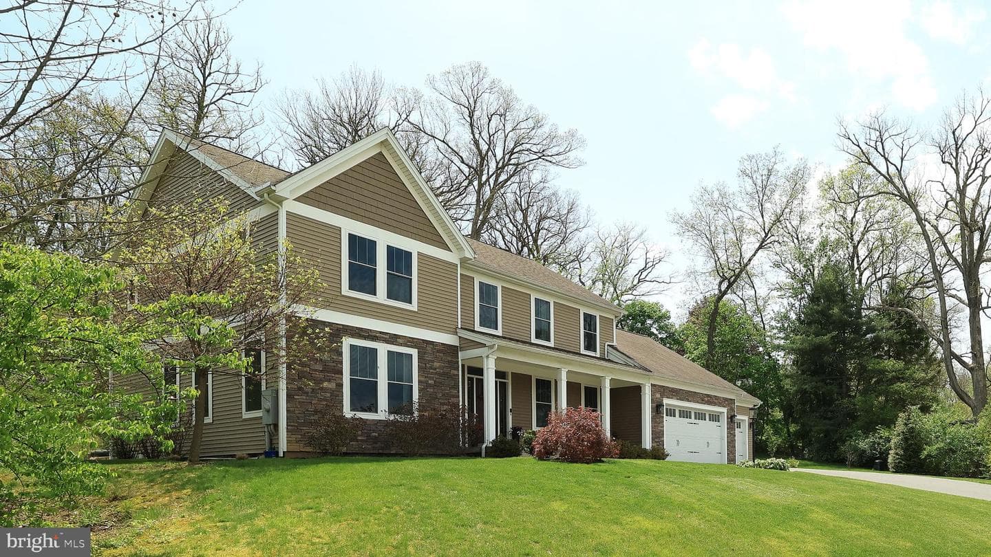 110 Meadowview Drive photo 3