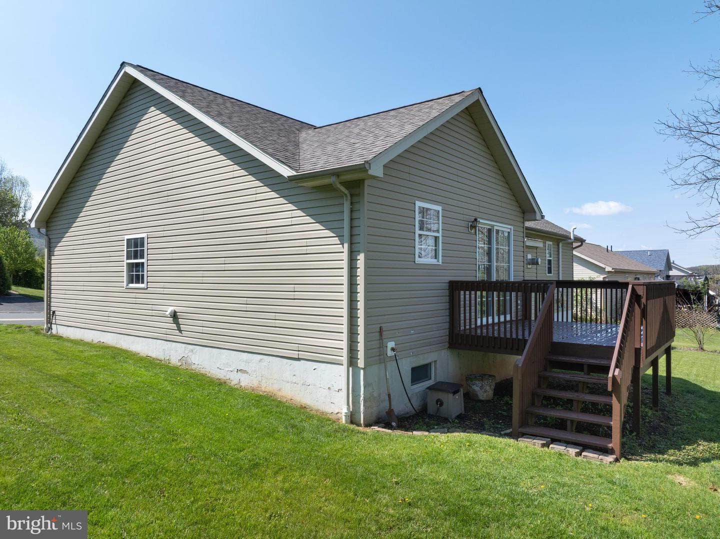 144 Steeplechase Drive photo 49