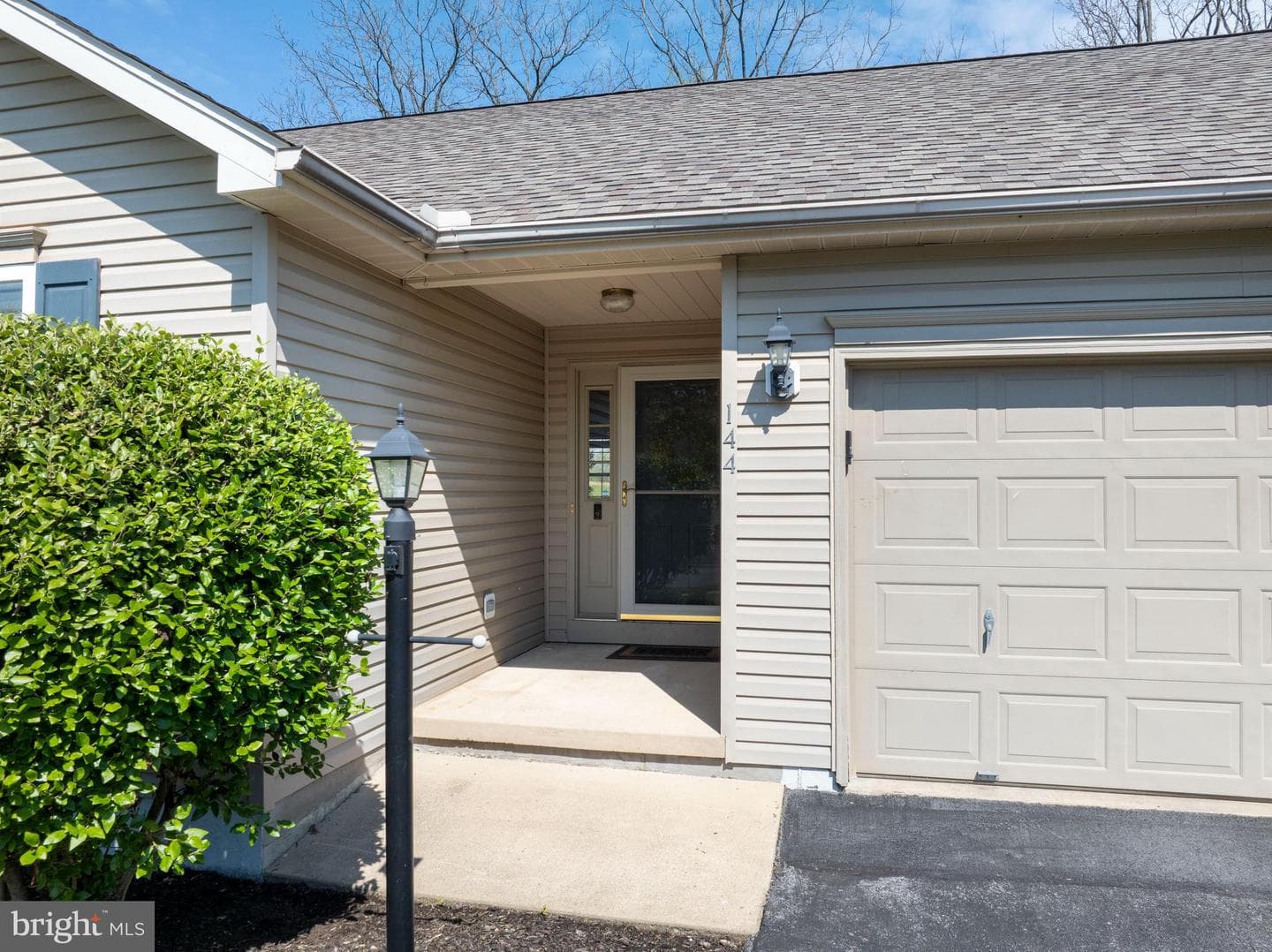 144 Steeplechase Drive photo 6