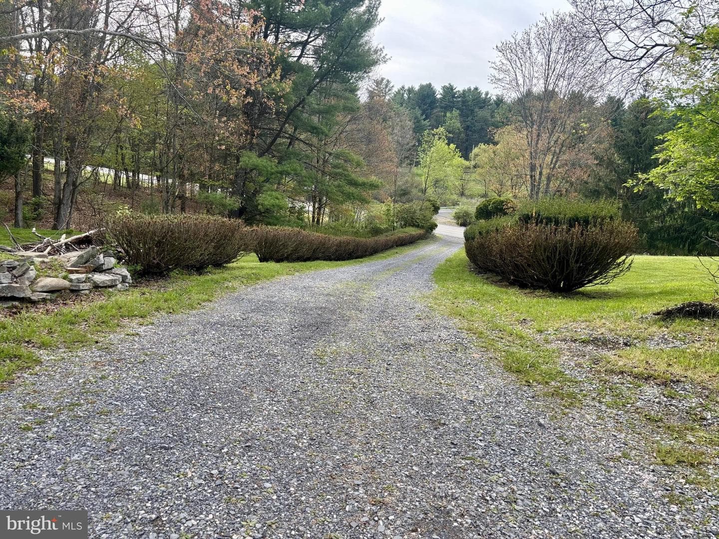 675 Elm Road photo 37