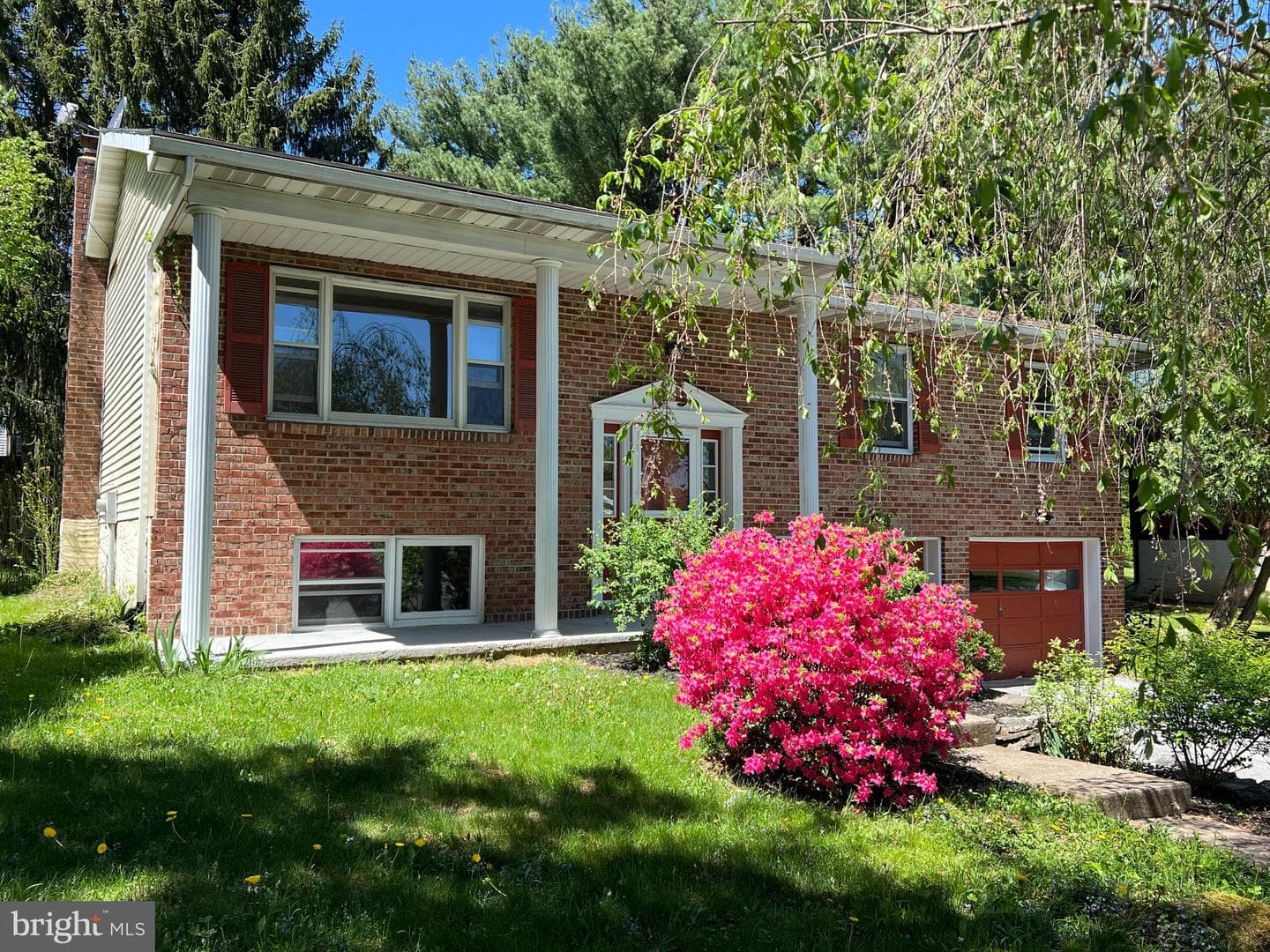 2056 Chelsea Lane, State College