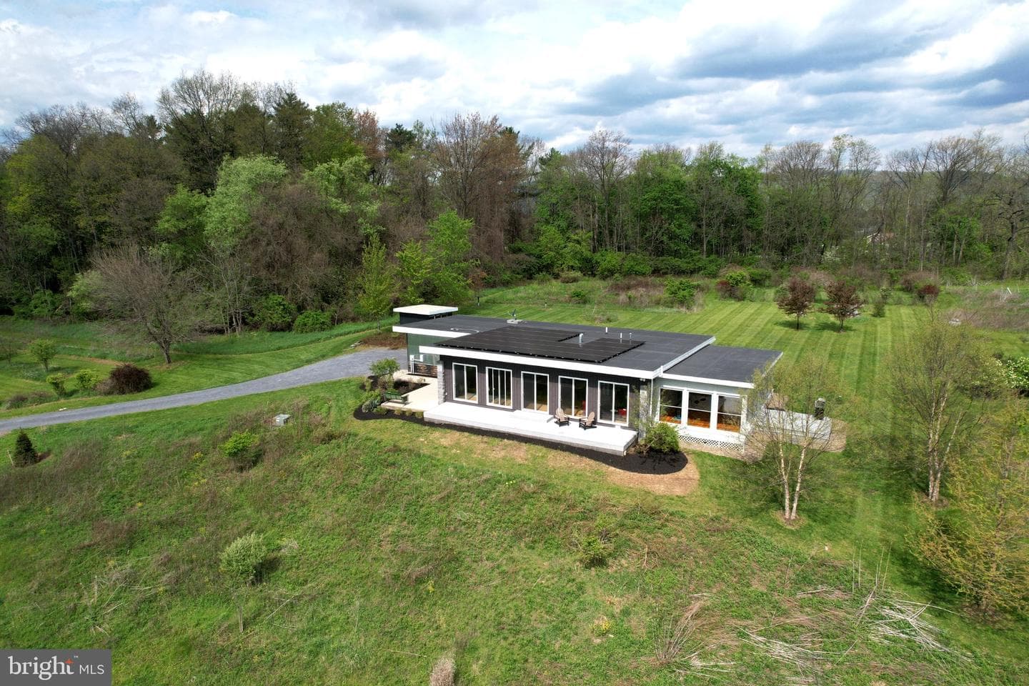 245 Meredith Lane photo 3