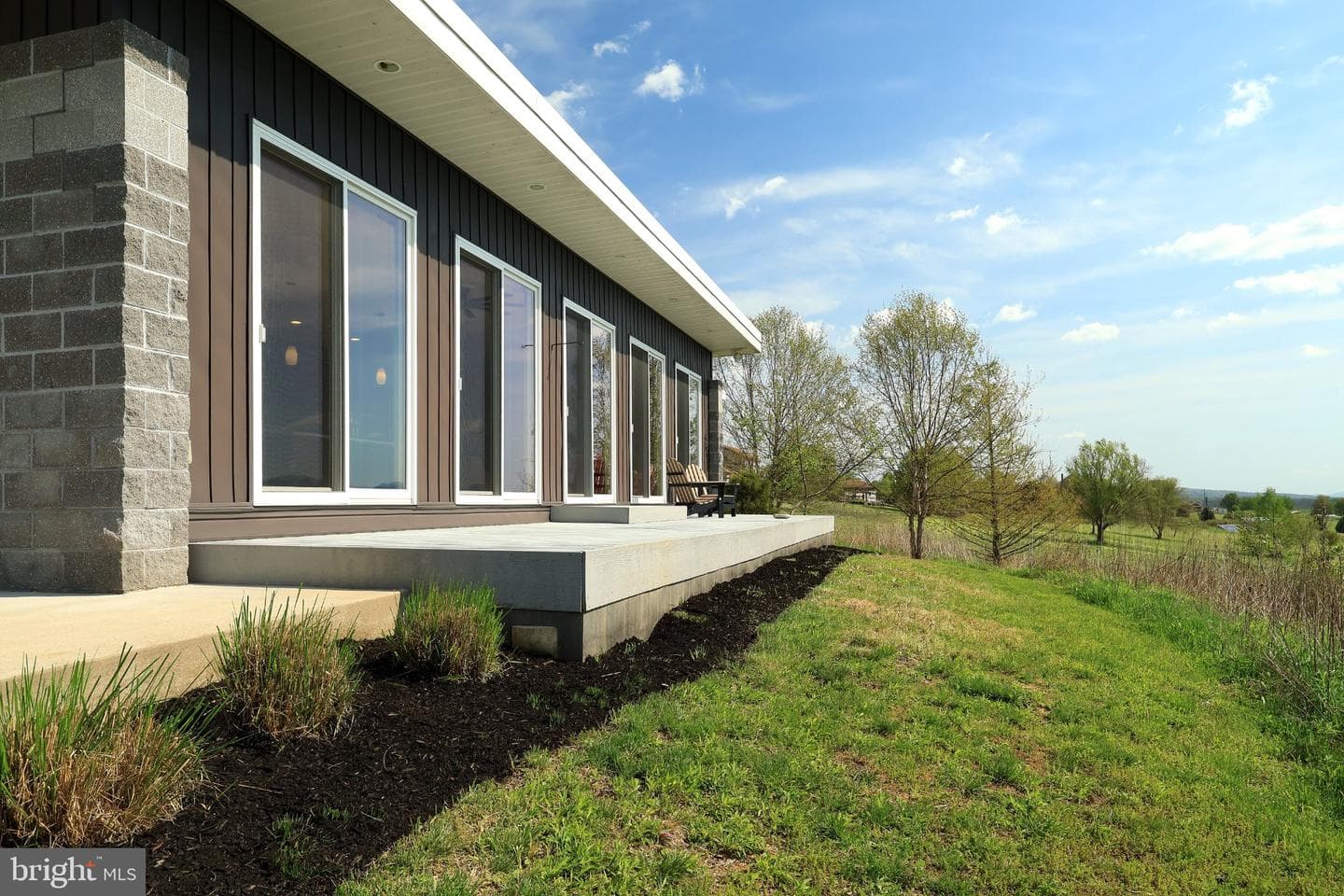 245 Meredith Lane photo 6