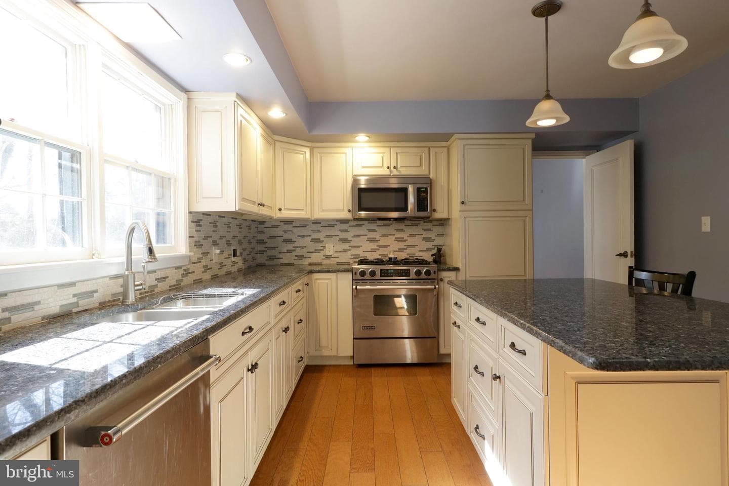 3300 S Atherton Street photo 11