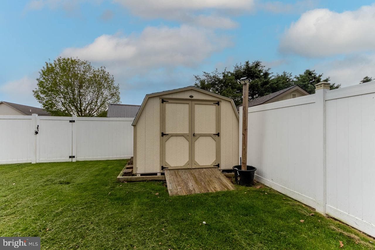 226 Meadow Lane photo 33