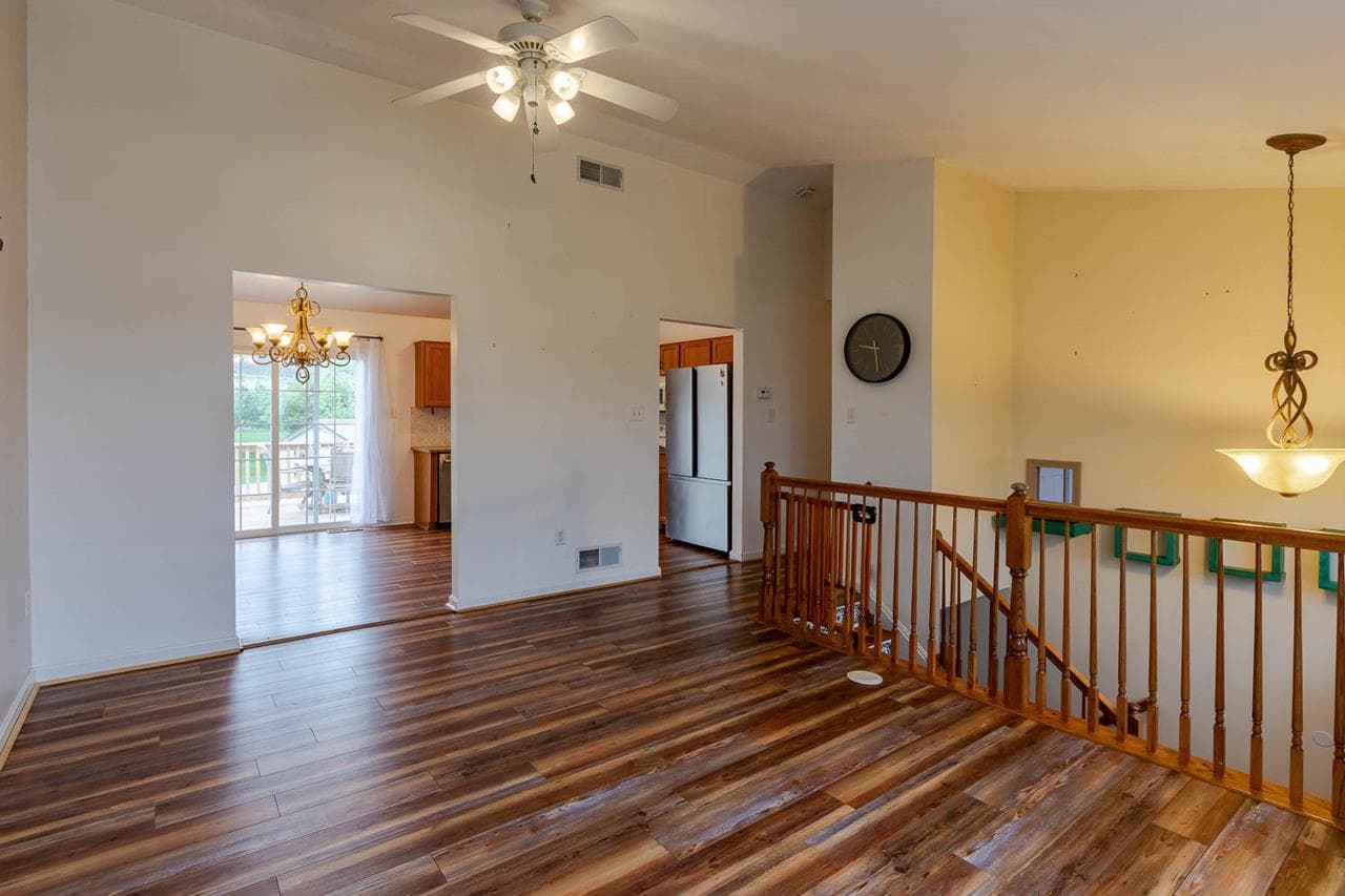 226 Meadow Lane photo 7