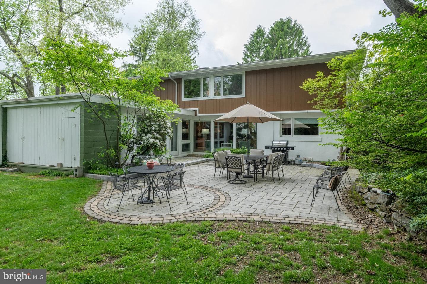 942 Robin Road photo 13